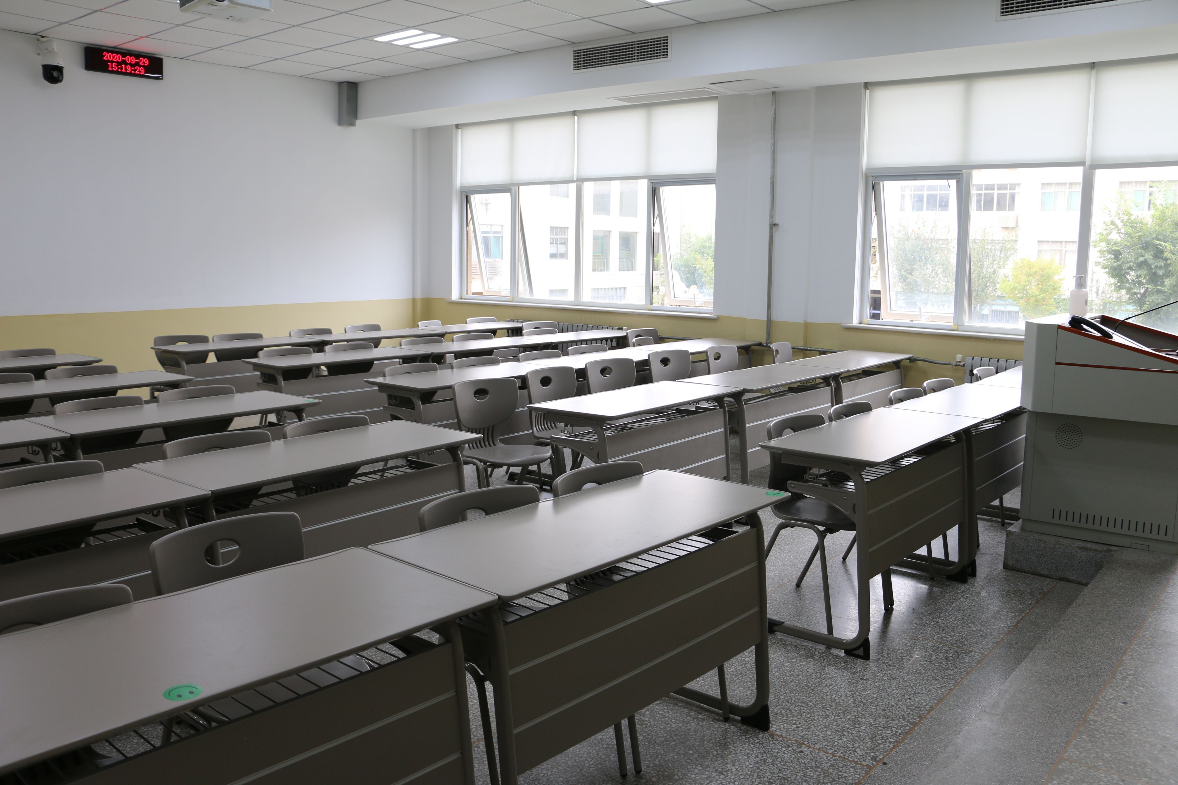 2026年校园视力保护新规解读:眼保健操如何融入学历教育全过程